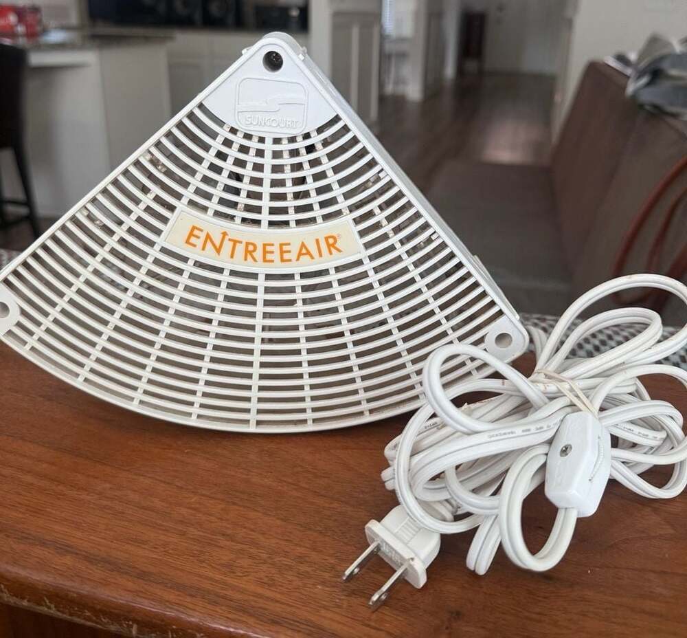 Suncourt Entreeair RR100 Door Frame Fan Corner Air Circulator Fan Tested Works